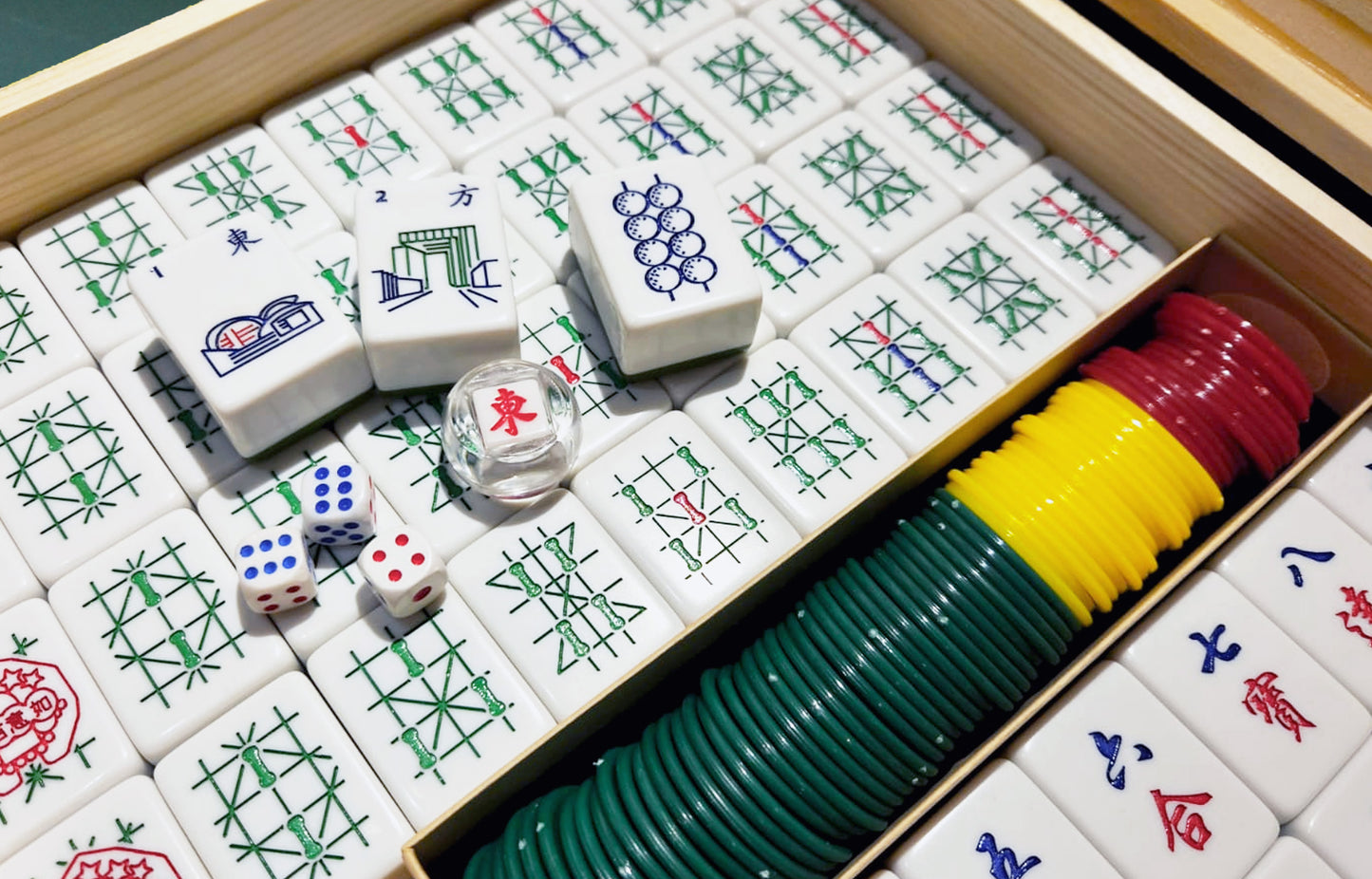 Hong Kong Thematic Mahjong Set