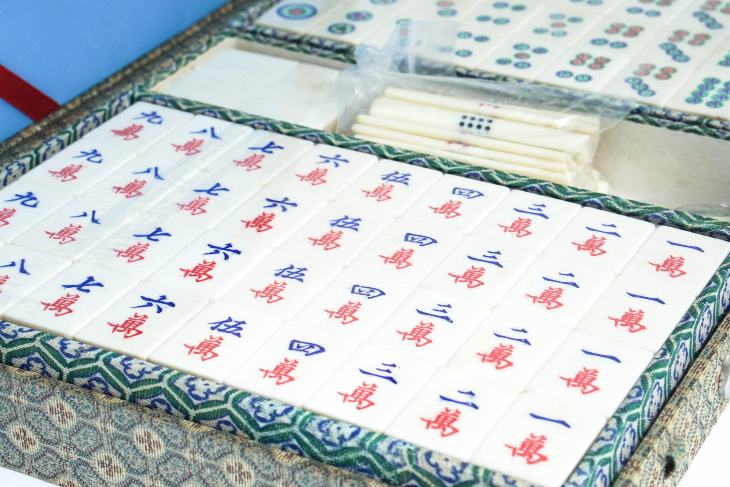 Ox-bone Bamboo Hand-crafted Mahjong Set