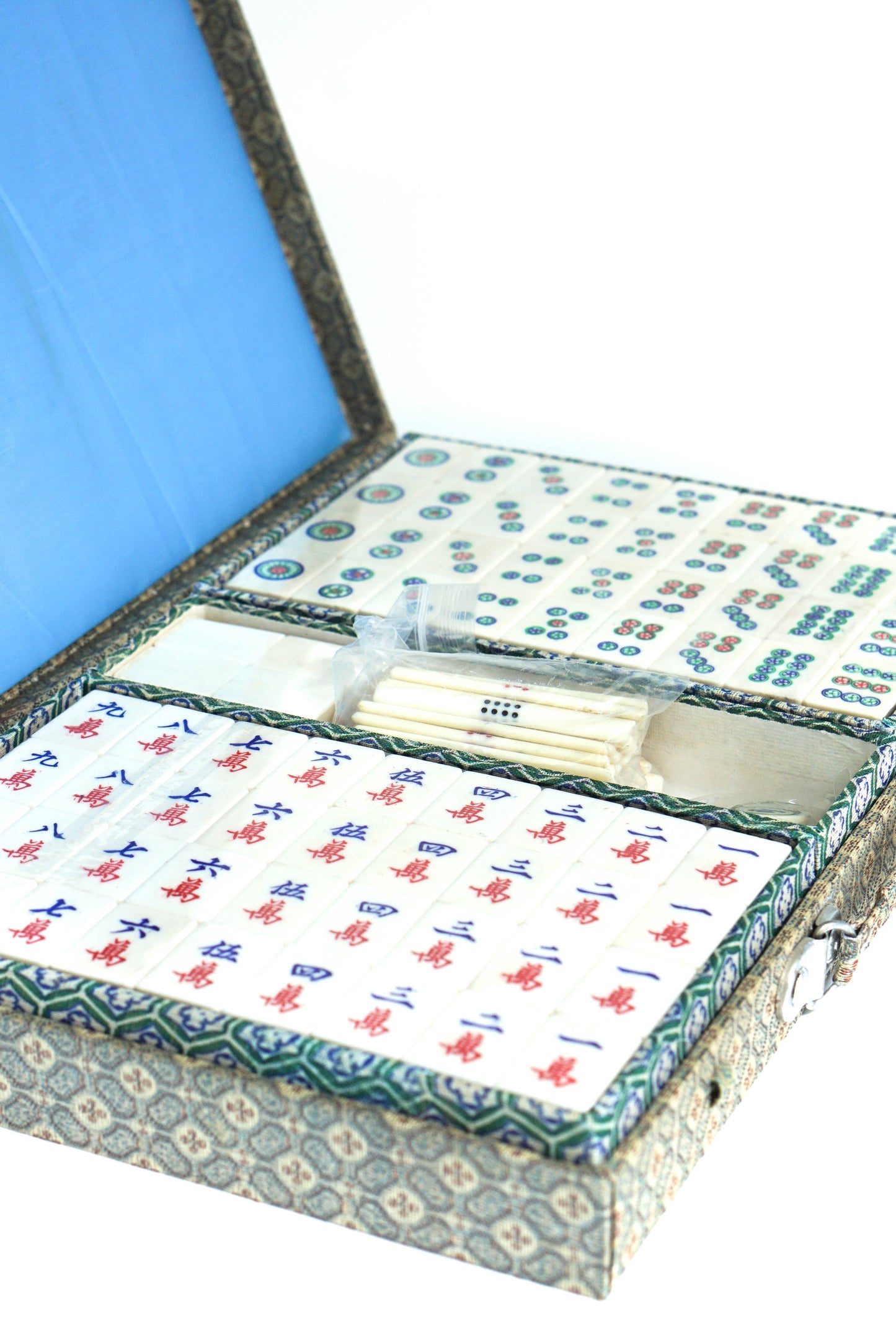 Ox-bone Bamboo Hand-crafted Mahjong Set