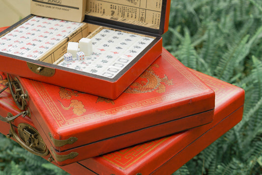 Vintage Mahjong Set